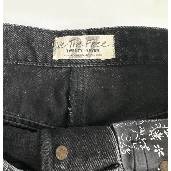 Free People Faded Black Denim Mini Skirt Raw Fringe Hem Size 27 New - Picture 8 of 8